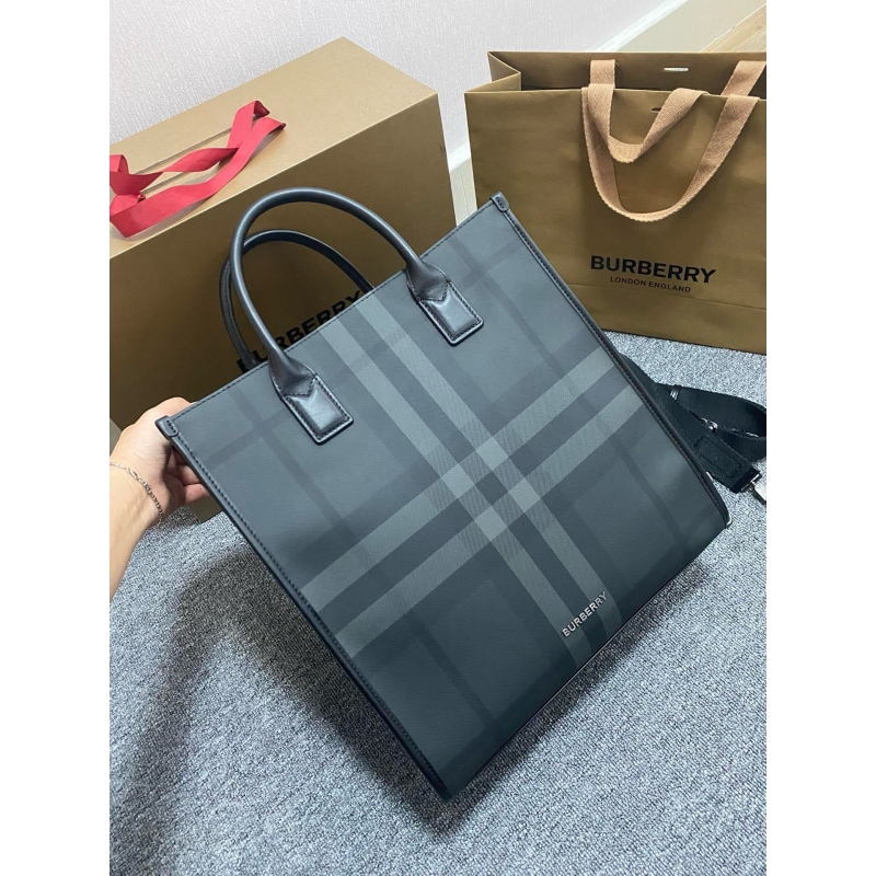 B**rry shopping bags